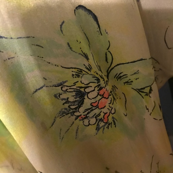 Victoria Secret Silk Robe - Picture 5 of 7